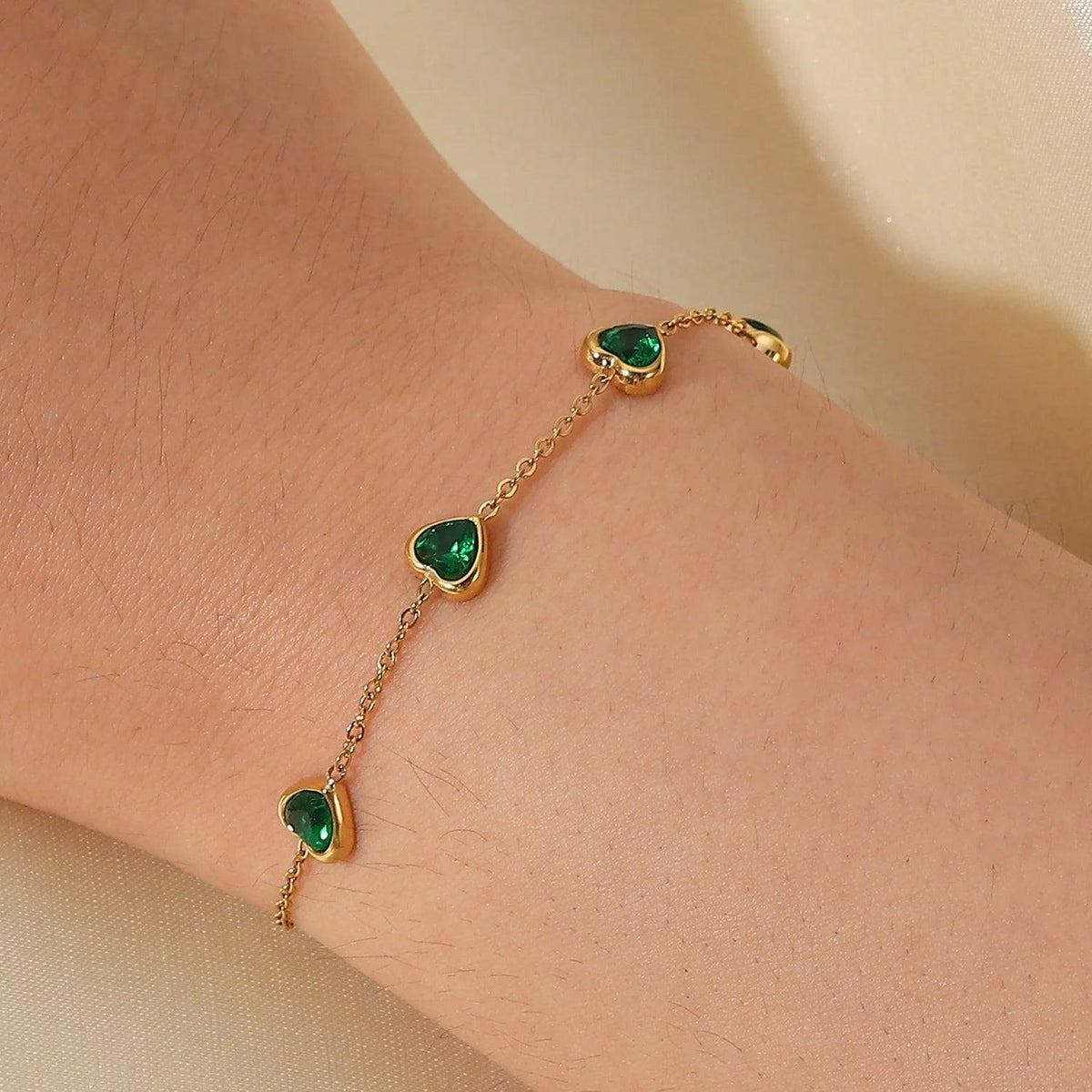 Pulseira Corações Verdes